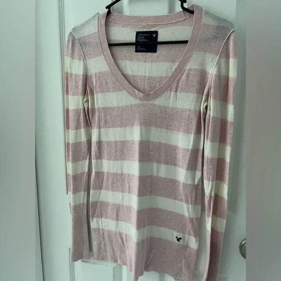 Stripped American Eagle Sweater - Picture 1 of 3